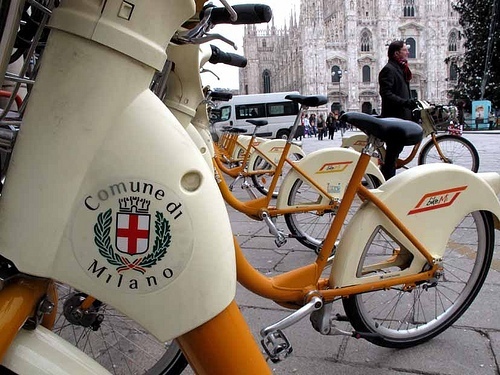 BikeMi, un gran Ferragosto 2013. Vola l'iniziativa del Comune di Milano